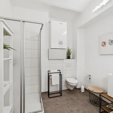 Altbau Flair 75m2 - Panorama - Geraeumiges Gutshaus Bookhagen * باساو